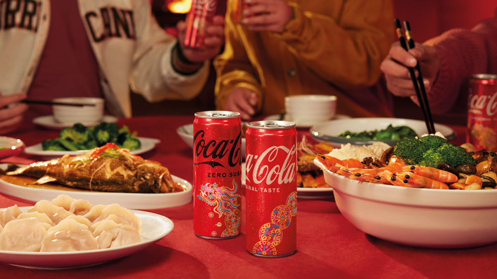 香港和台灣市場的「可口可樂」新春限定包裝
