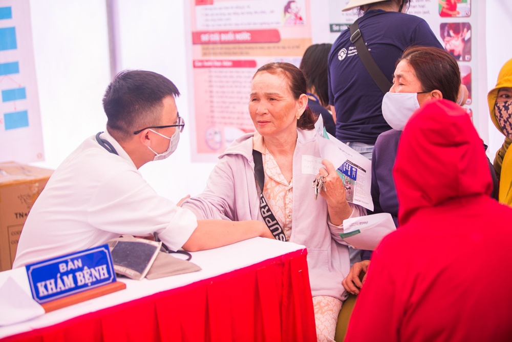 The workshop provided complimentary health assessments for the participants. 