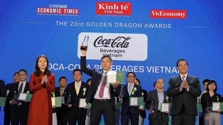 Vietnam Team Honoured as Outstanding Foreign-invested Enterprise